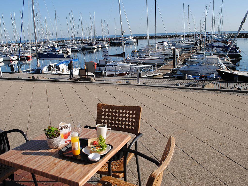 Fewo Strandstrasse - Fuehrt Auf Die Schoene Ostsee-Seebruecke Ostseebad Kühlungsborn Exteriér fotografie